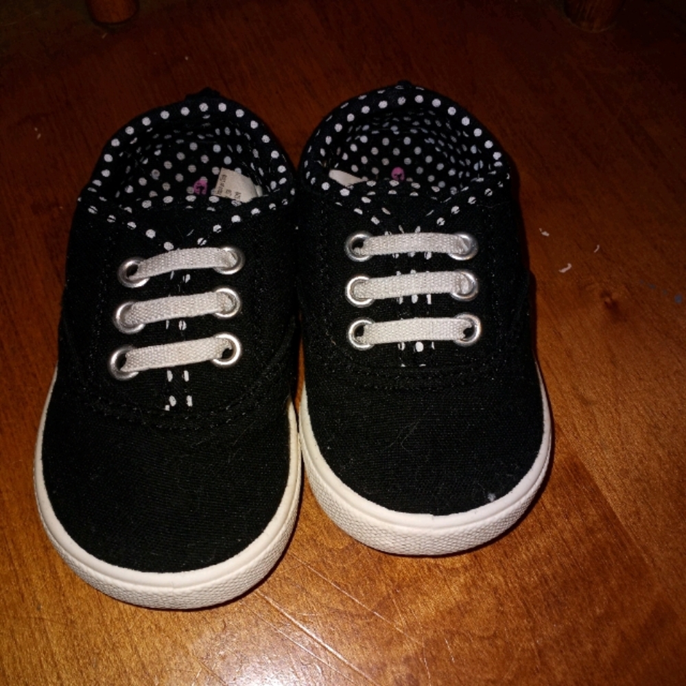 Girls (5c) tennis shoes